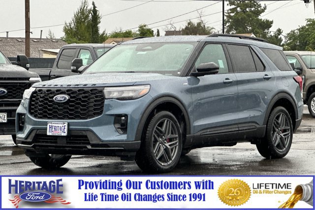 New 2026 Ford Explorer ST-Line w/ ST-Line Street Pack AWD/4WD image 8