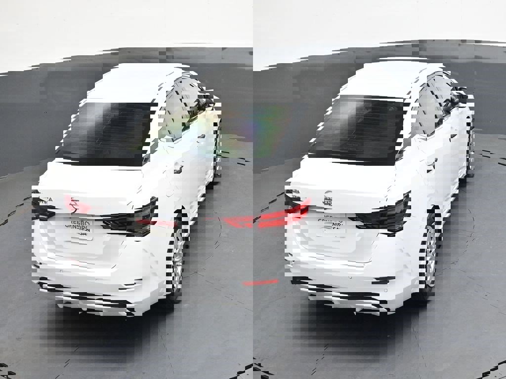 Used 2025 Nissan Sentra S image 29