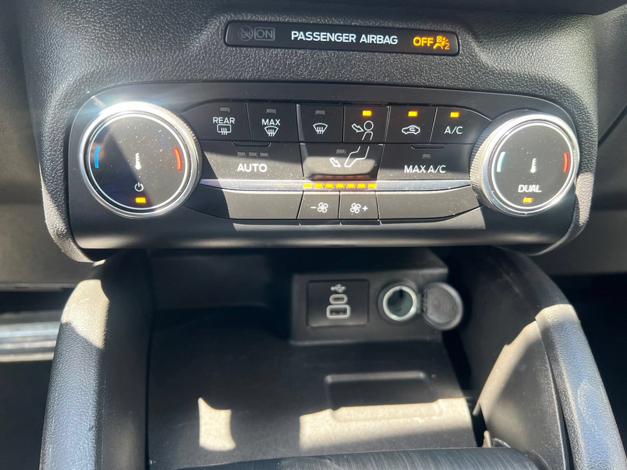 Used 2024 Ford Escape ST-Line FWD image 31