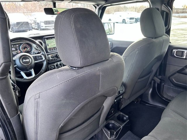 Used 2019 Jeep Wrangler Unlimited Sahara image 23