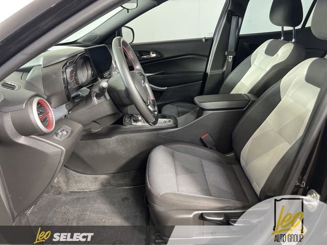 Used 2024 Chevrolet Trax RS image 10