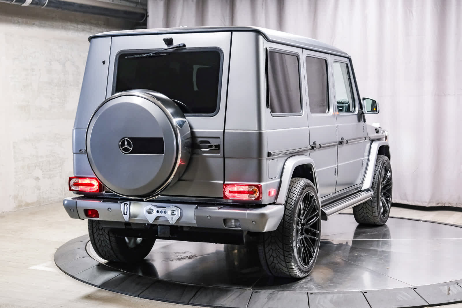 Used 2015 Mercedes-Benz G 550 image 4