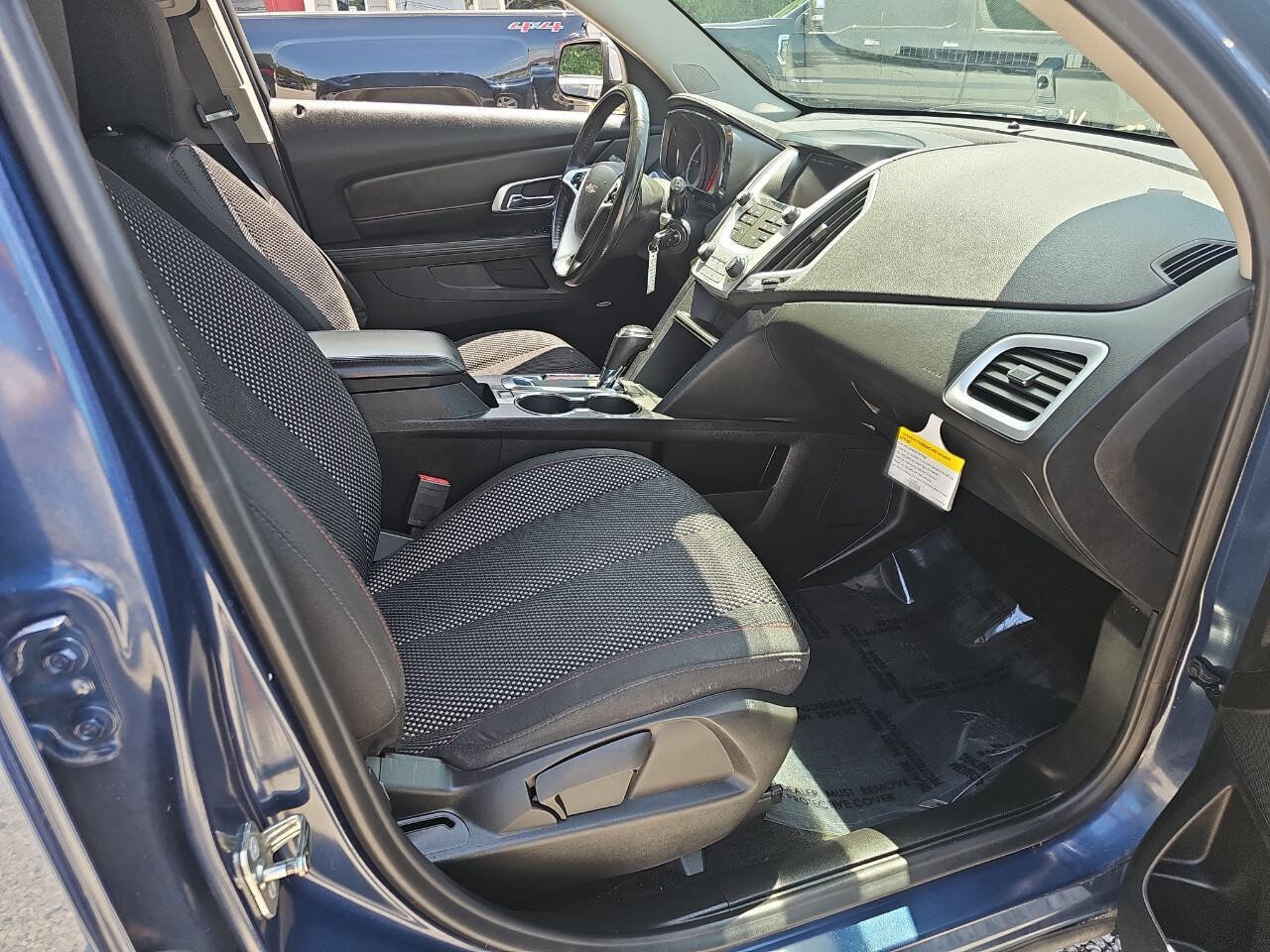 Used 2017 GMC Terrain SLE w/ Chrome Edition AWD/4WD image 21