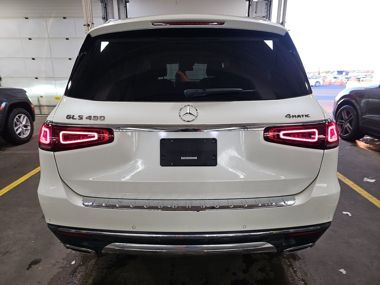 Used 2021 Mercedes-Benz GLS 450 4MATIC image 5