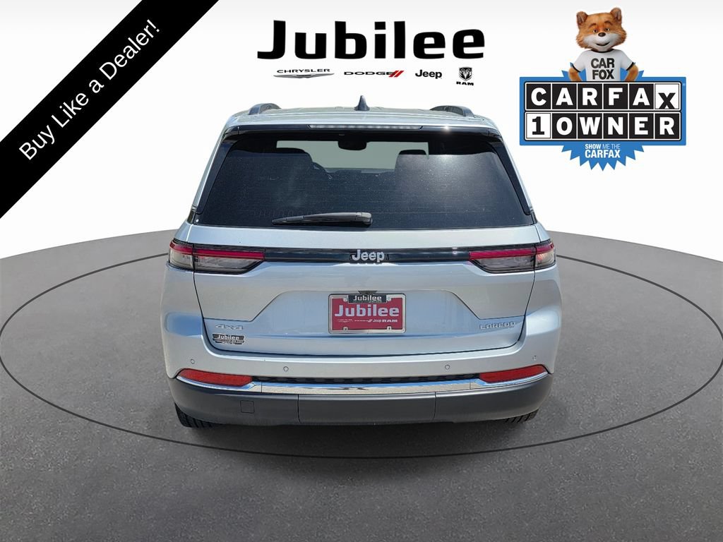 Used 2025 Jeep Grand Cherokee Laredo w/ Luxury Tech Group I AWD/4WD image 3