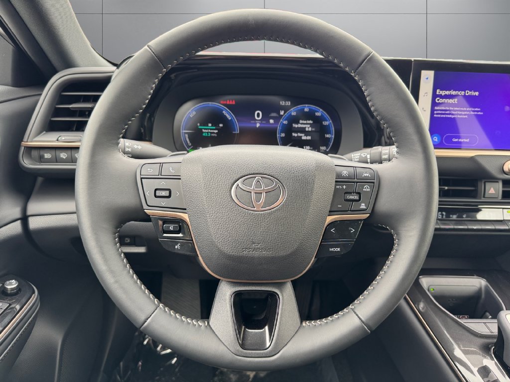 Certified 2026 Toyota Crown Signia AWD/4WD image 13