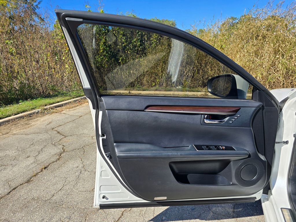 Used 2016 Lexus ES 300h image 21