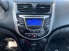 Used 2013 Hyundai Accent SE image 20
