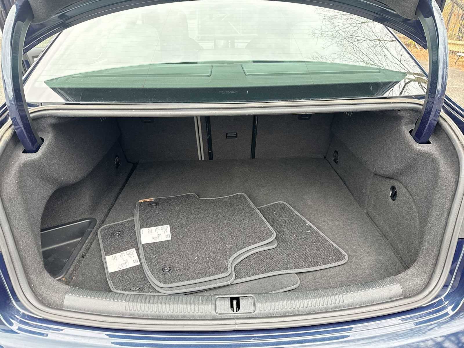 Used 2018 Audi A3 2.0T Premium image 33