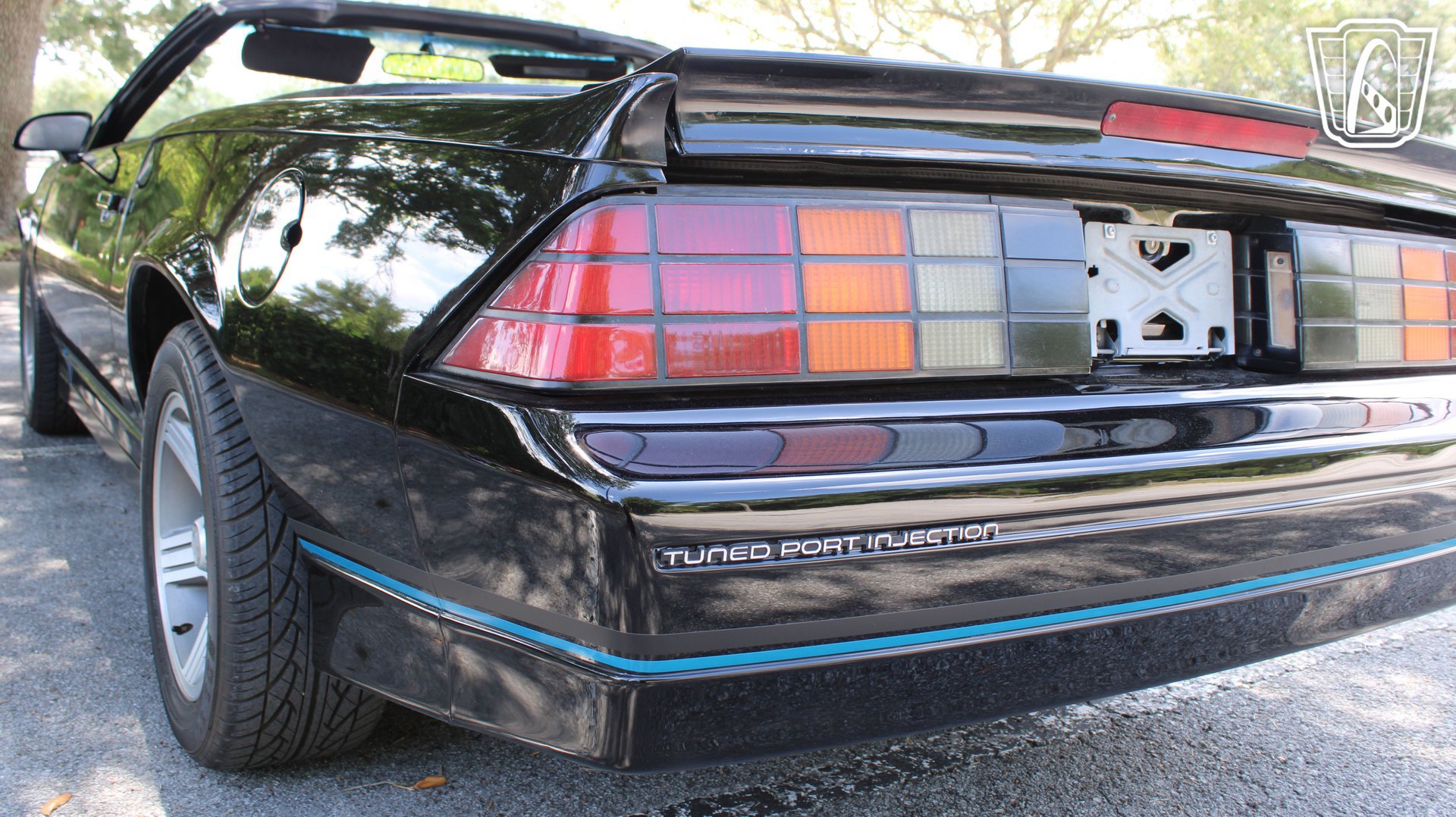 Used 1988 Chevrolet Camaro LT RWD image 31
