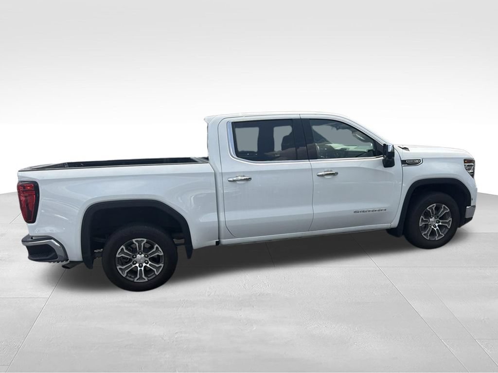 Used 2025 GMC Sierra 1500 SLT RWD image 10