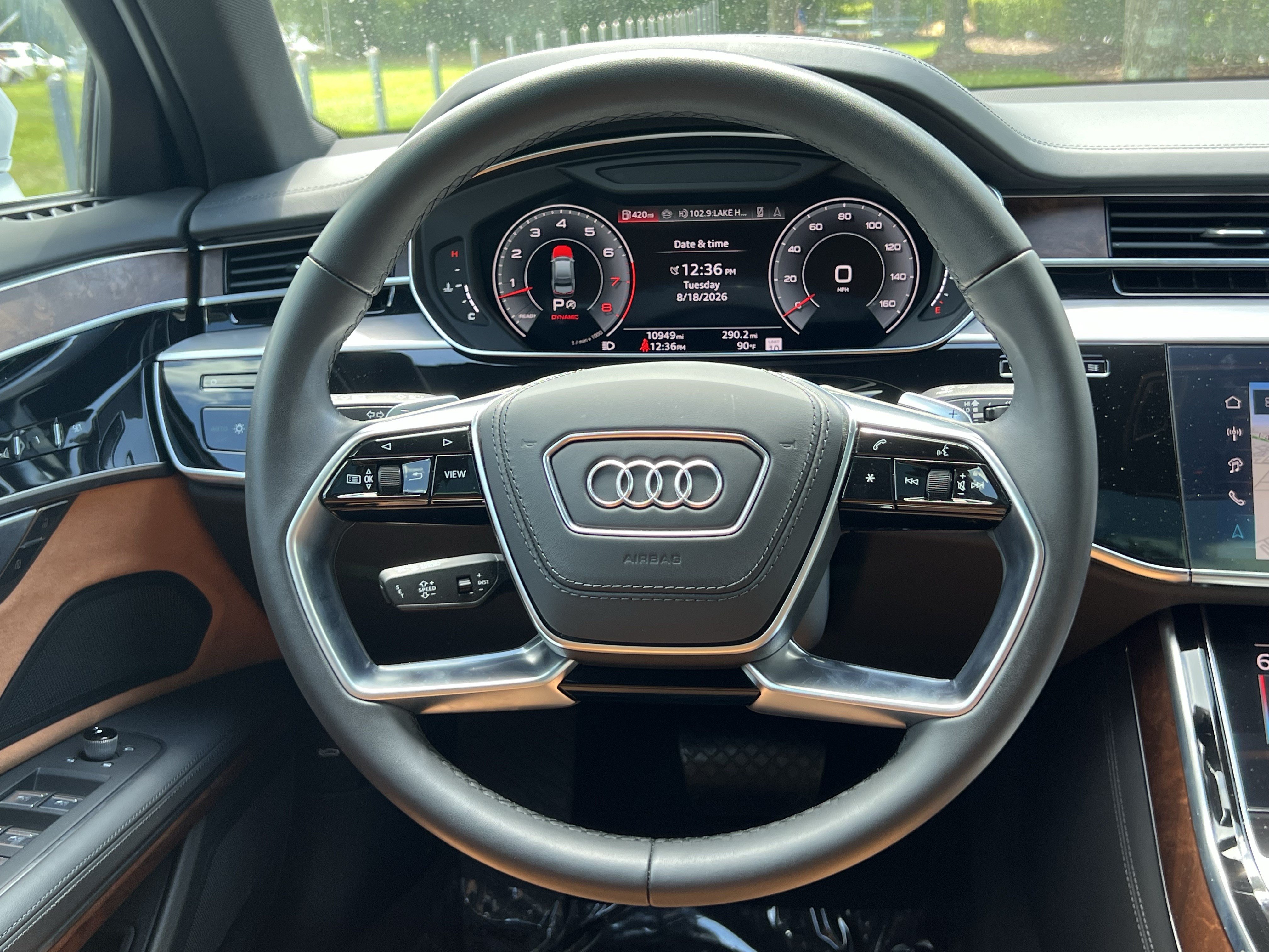 Used 2025 Audi A8 L 3.0T w/ Executive Package AWD/4WD image 18