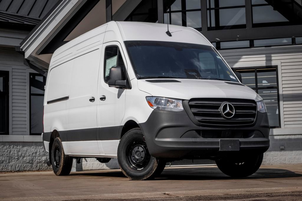 New 2025 Mercedes-Benz Sprinter 2500 image 1