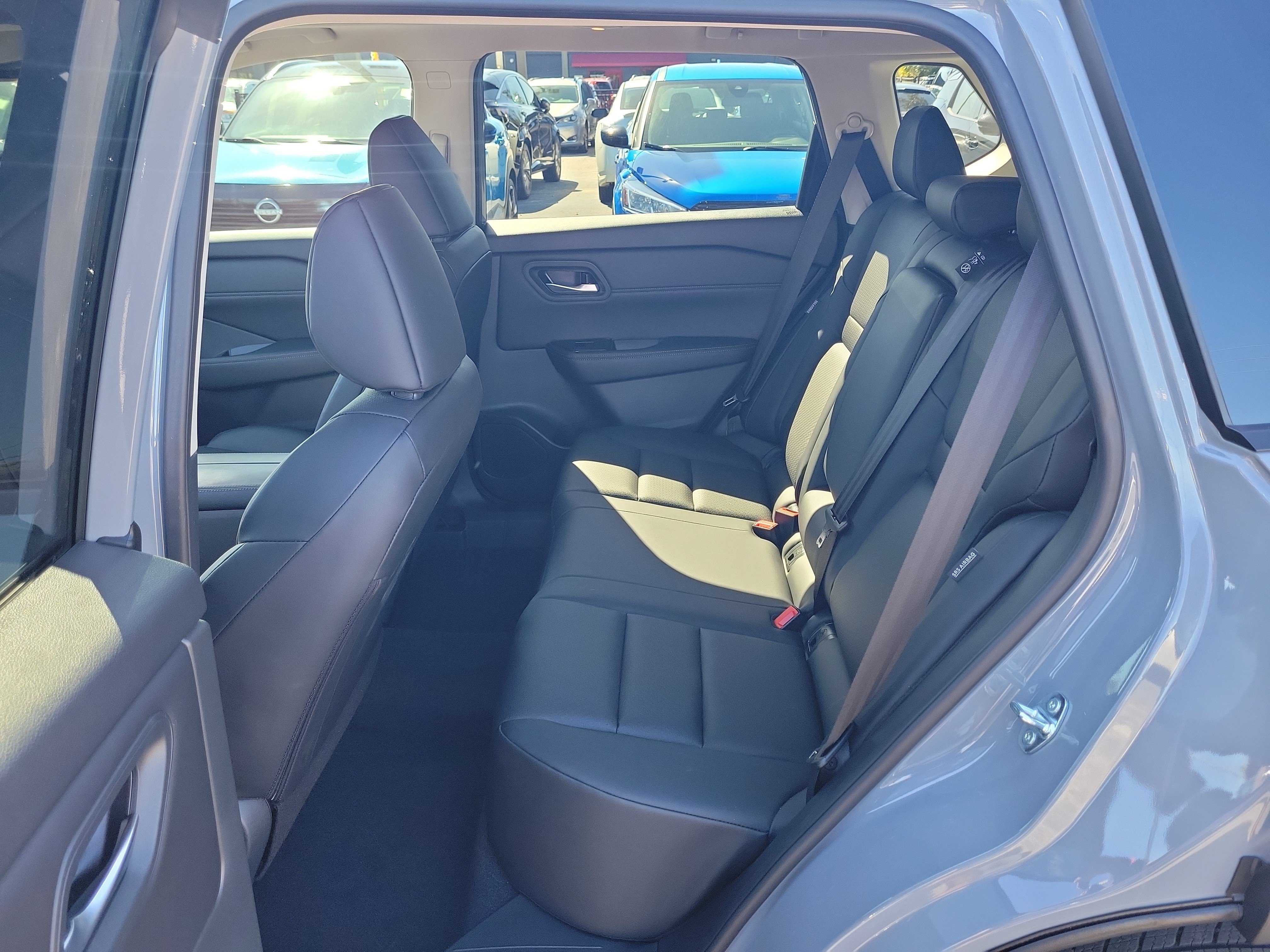 Certified 2026 Nissan Rogue Dark Armor FWD image 15