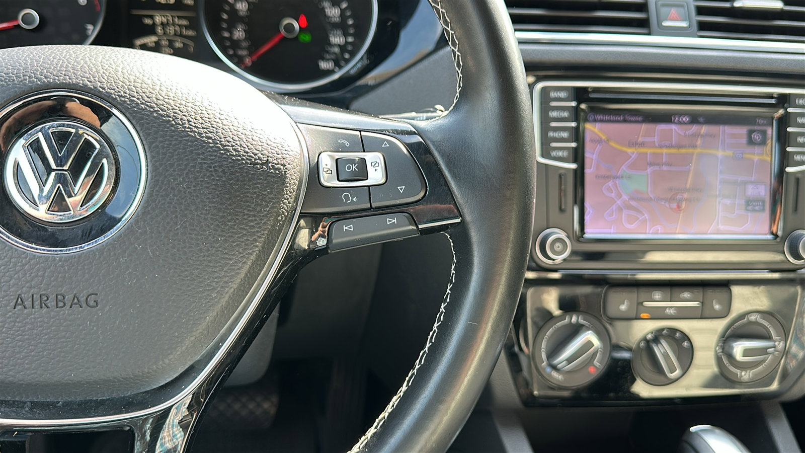 Used 2016 Volkswagen Jetta Sport image 17