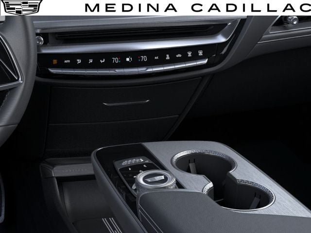 New 2027 Cadillac Lyriq Luxury w/ LPO, Floor Liner Package AWD/4WD image 24