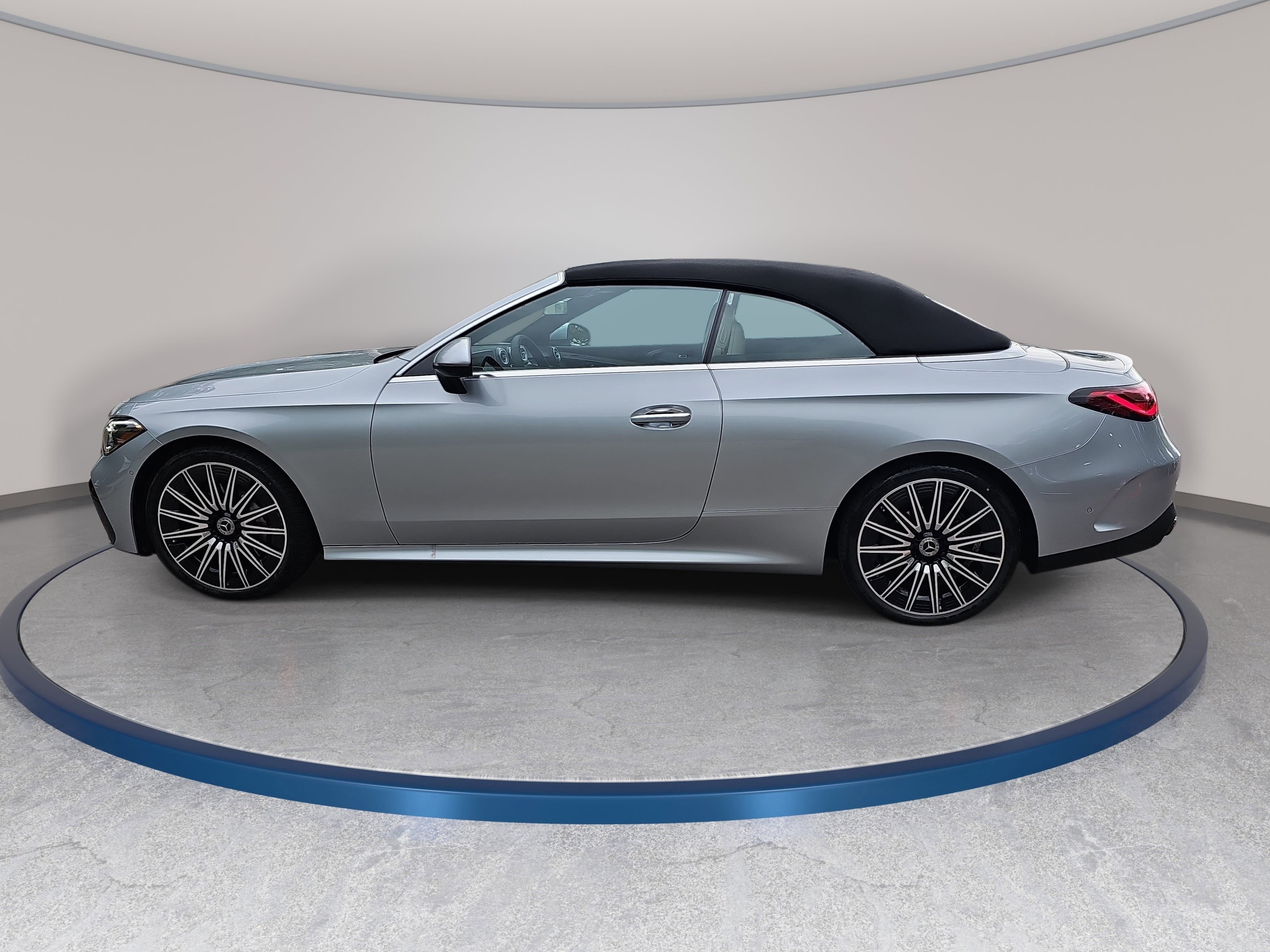 New 2026 Mercedes-Benz CLE 300 4MATIC Cabriolet image 8