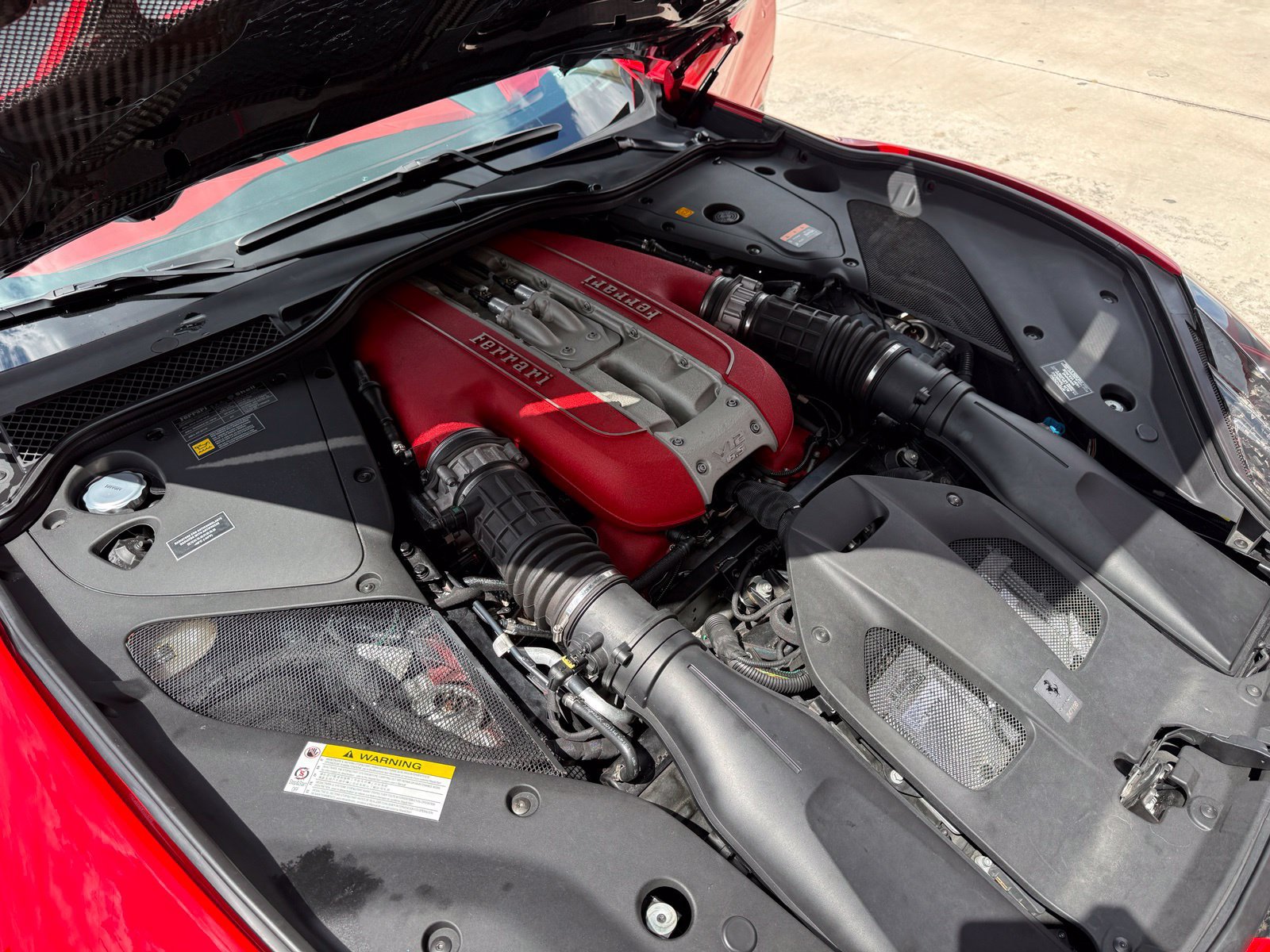 Used 2020 Ferrari 812 Superfast RWD image 71