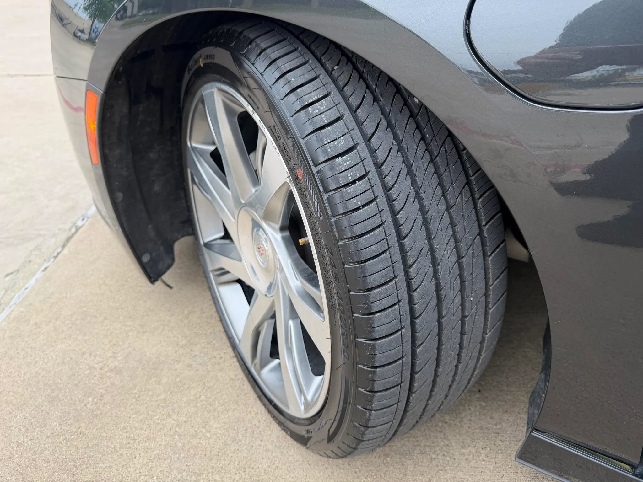 Used 2014 Cadillac ELR w/ Luxury Package FWD image 28