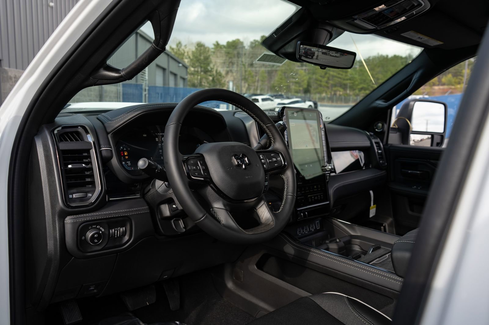New 2026 RAM 2500 Limited AWD/4WD image 23