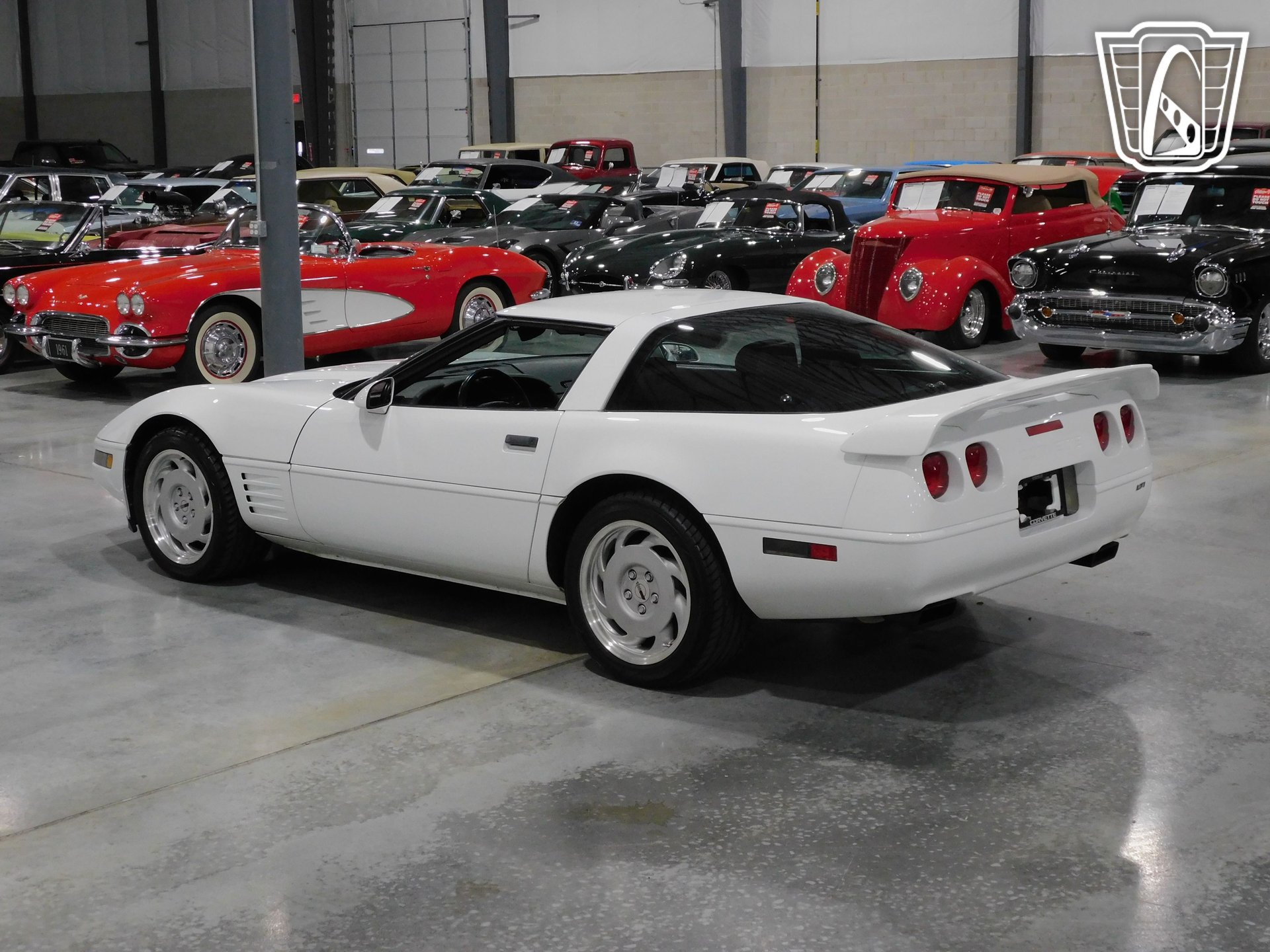 Used 1992 Chevrolet Corvette Coupe RWD image 31