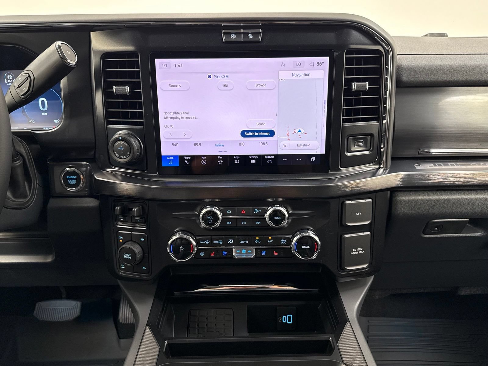 New 2026 Ford F250 Lariat w/ Black Appearance Package AWD/4WD image 37