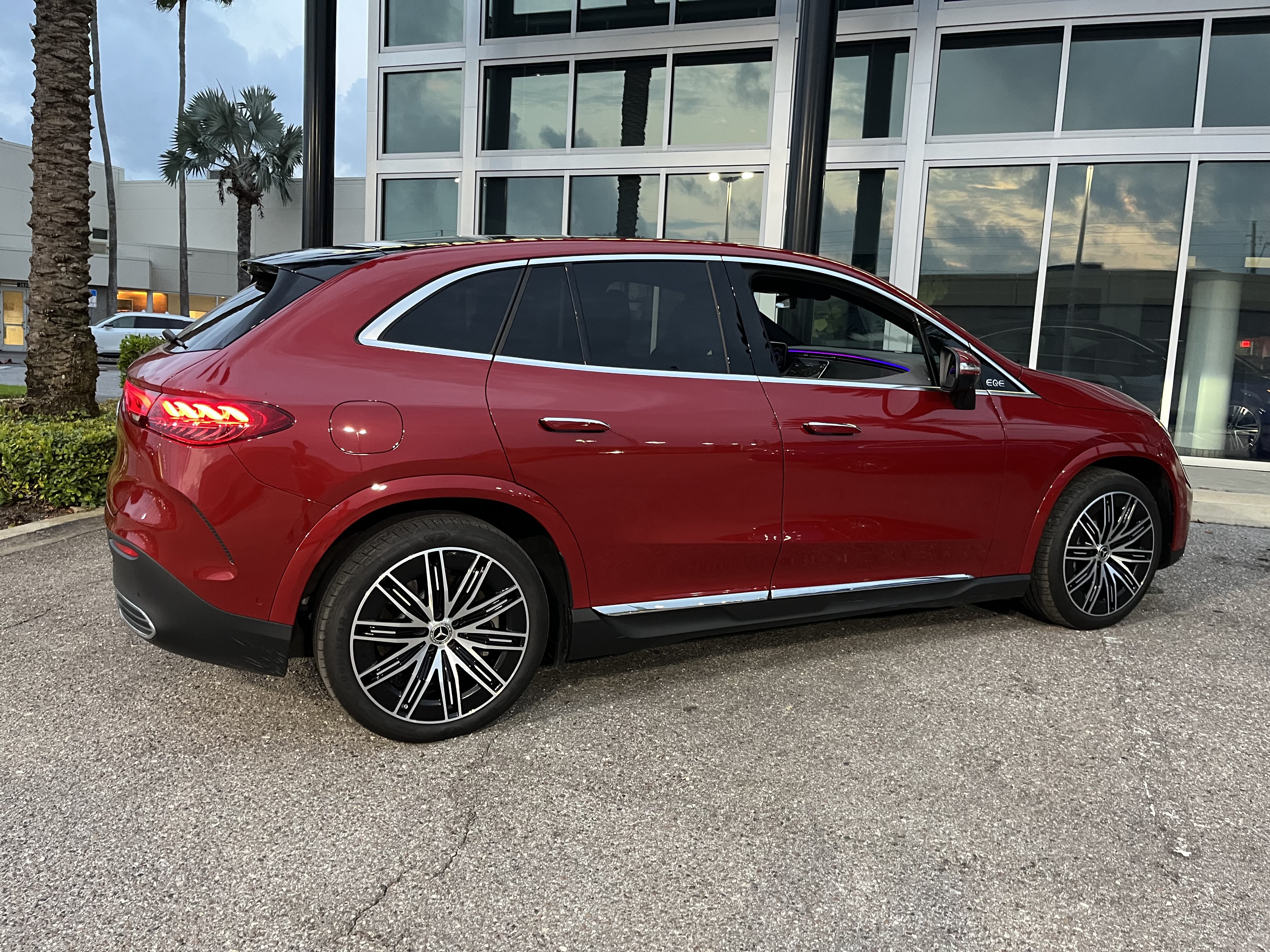 New 2026 Mercedes-Benz EQE 320+ SUV image 7