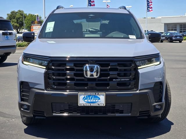 New 2026 Honda Pilot Black Edition image 2