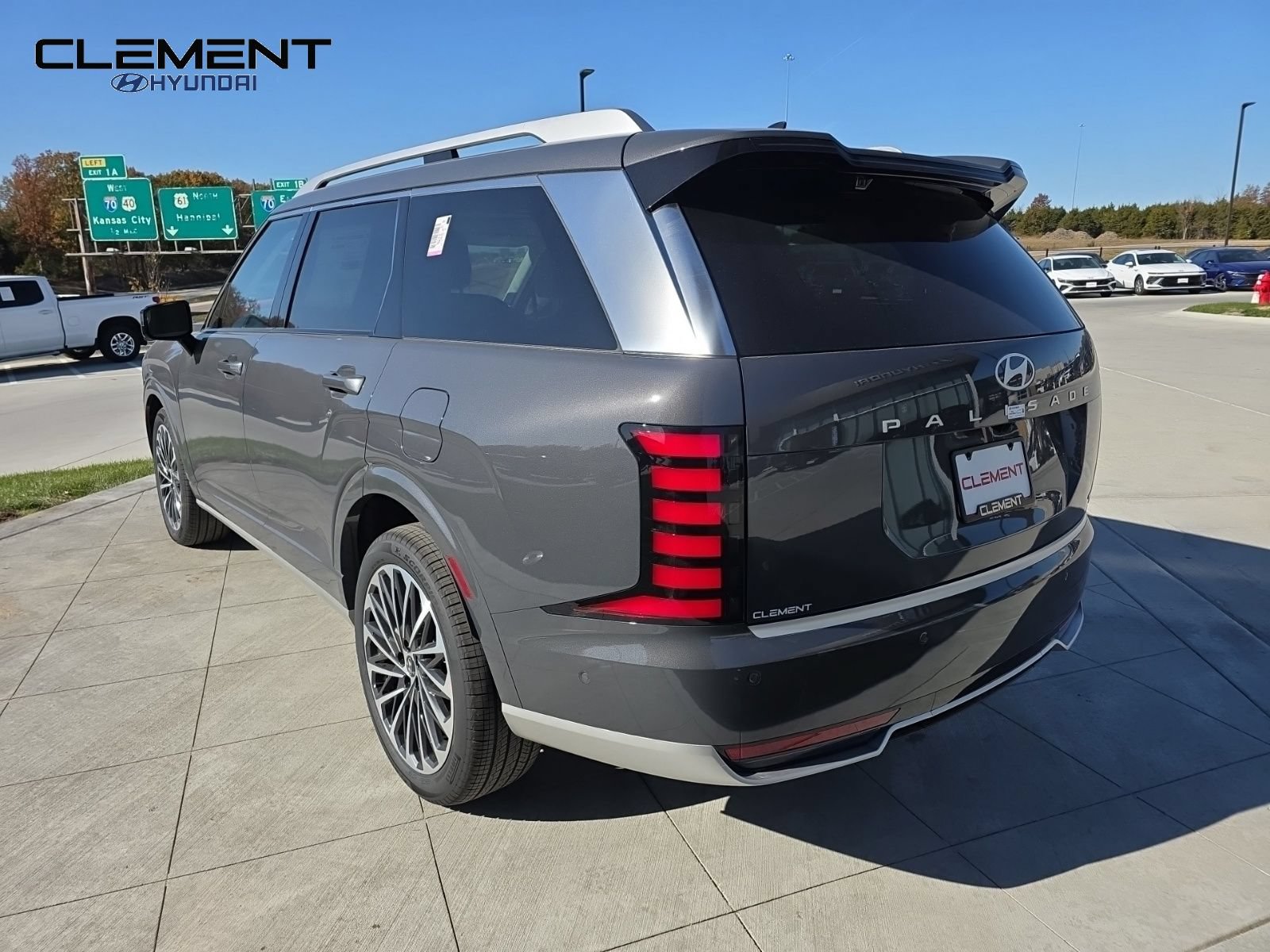 New 2026 Hyundai Palisade Calligraphy AWD/4WD image 8