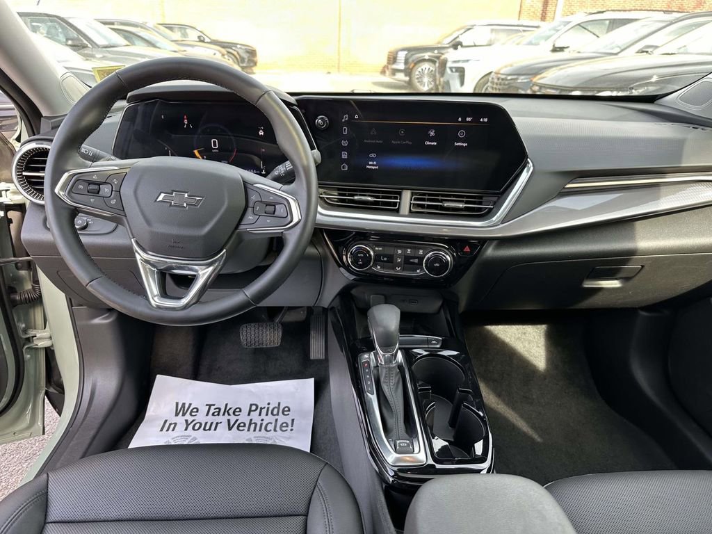 Used 2024 Chevrolet Trax ACTIV w/ Sunroof Package image 20