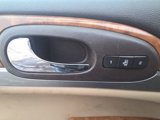 Used 2011 Buick Enclave CXL w/ Trailering Provision Package image 26