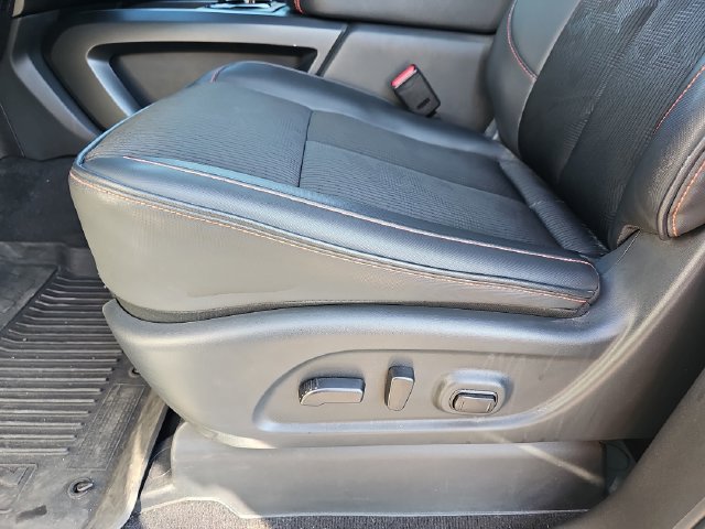 Used 2024 Nissan Titan PRO-4X w/ Off Road Protection Package AWD/4WD image 18