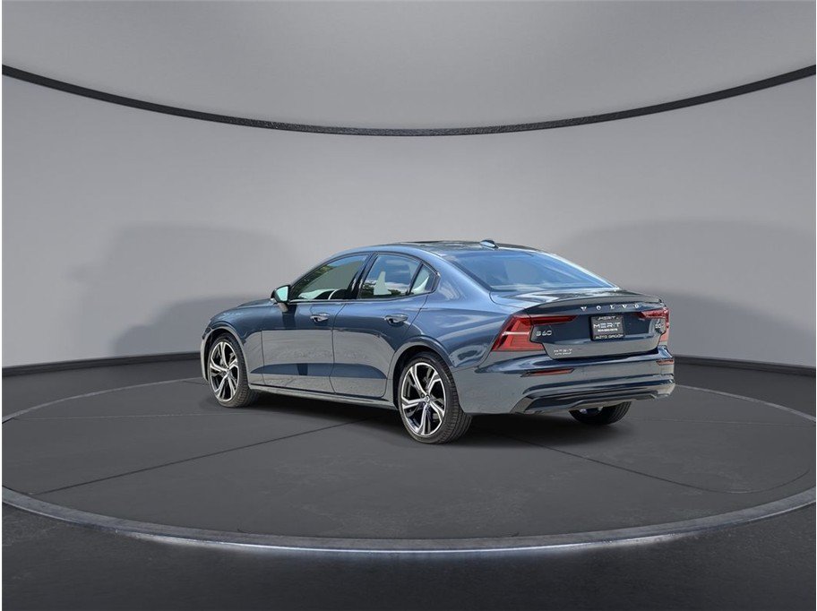 Used 2024 Volvo S60 B5 Core AWD/4WD image 10