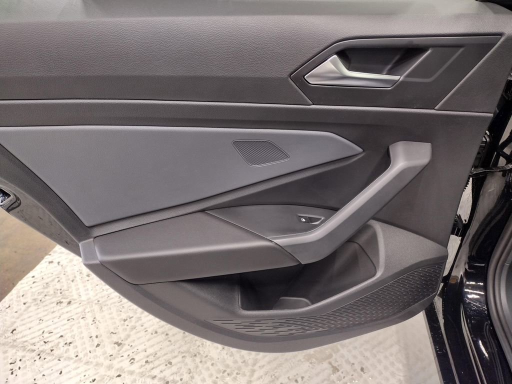New 2026 Volkswagen Jetta SE image 22