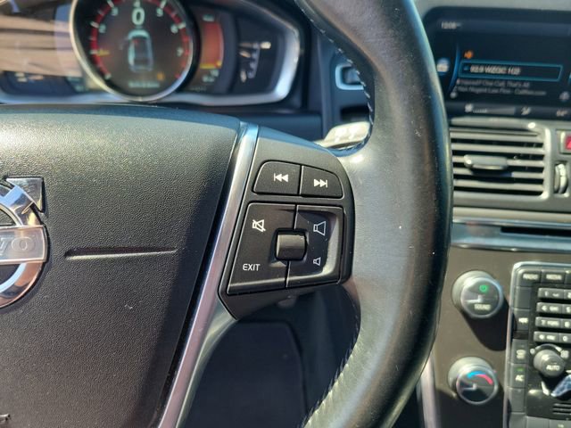 Used 2015 Volvo XC60 T5 Premier image 18
