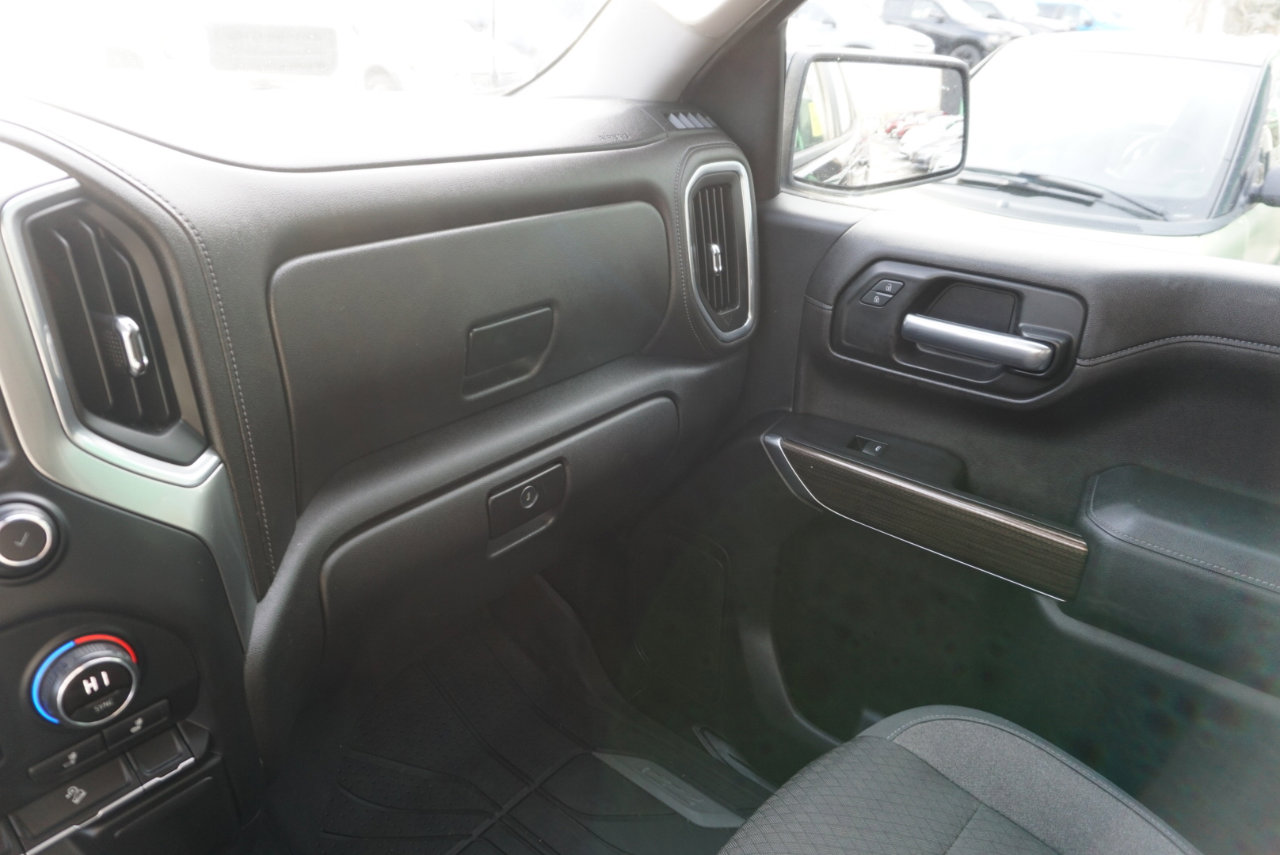 Used 2019 Chevrolet Silverado 1500 RST image 23