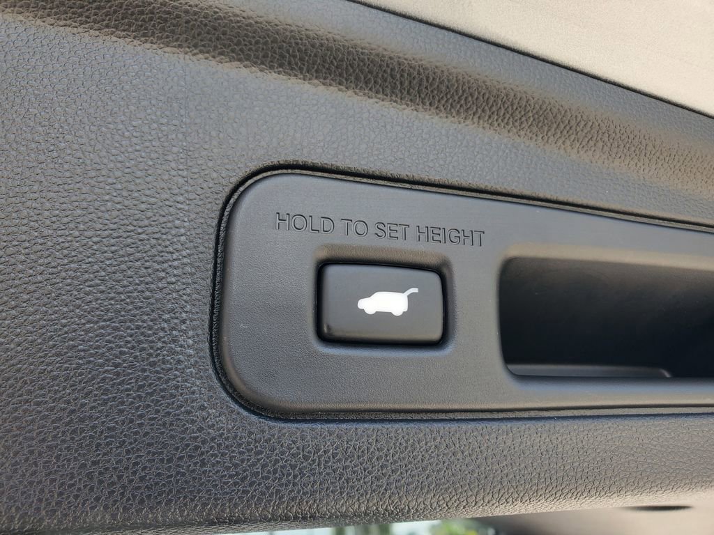 Used 2024 Acura MDX FWD w/ Technology Package image 9