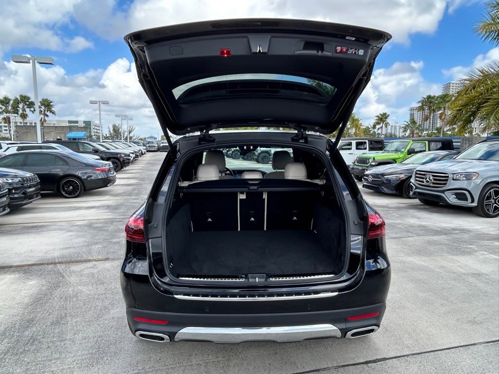 Used 2025 Mercedes-Benz GLE 450e 4MATIC image 24