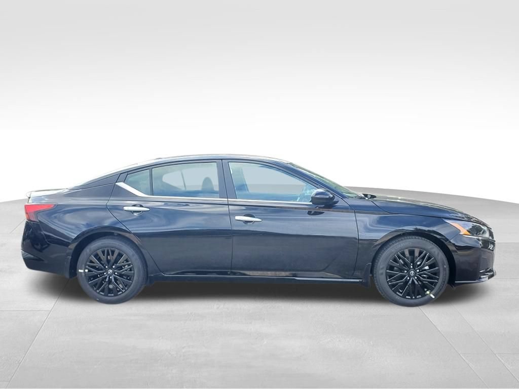 New 2026 Nissan Altima 2.5 SV w/ SV Special Edition Package FWD image 8