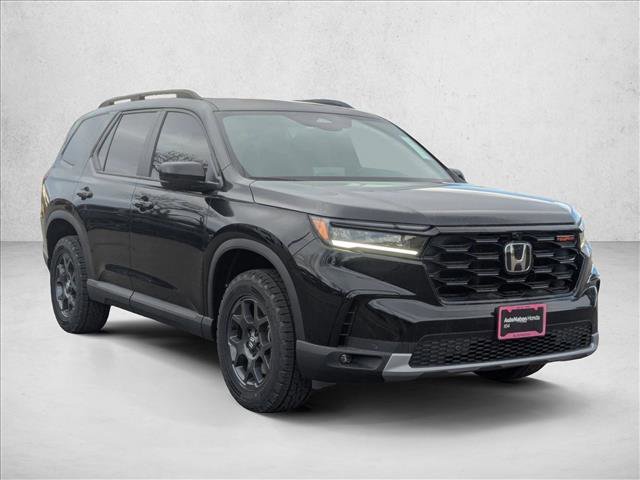 New 2025 Honda Pilot TrailSport image 7