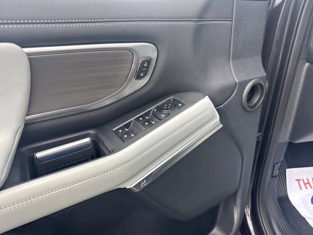 Used 2025 Ford Expedition Max Platinum w/ Driver's Package image 27