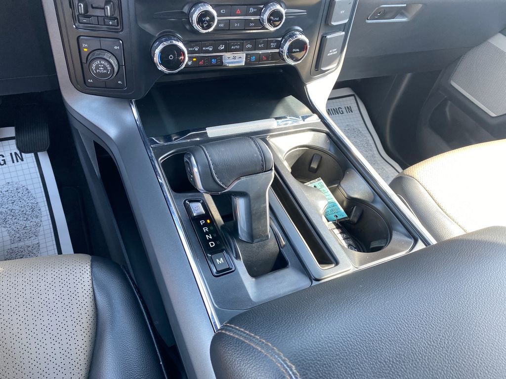 Used 2025 Ford F150 Lariat w/ Equipment Group 501A Mid image 19