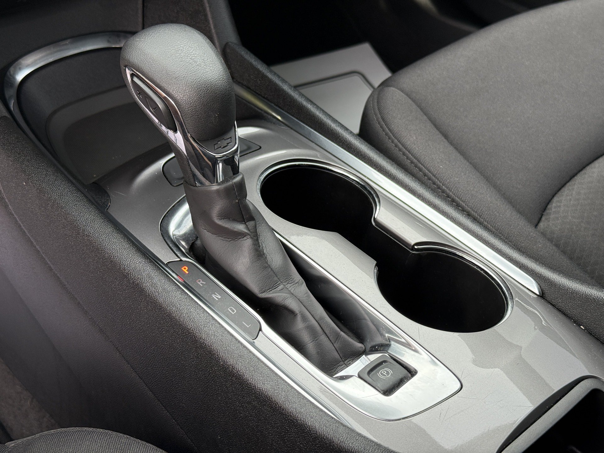 Used 2025 Chevrolet Malibu LT FWD image 16