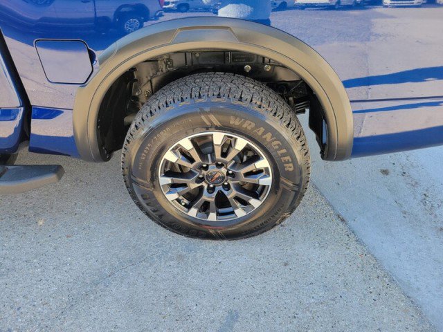 Used 2021 Nissan Titan PRO-4X w/ Pro-4x Convenience Package image 8