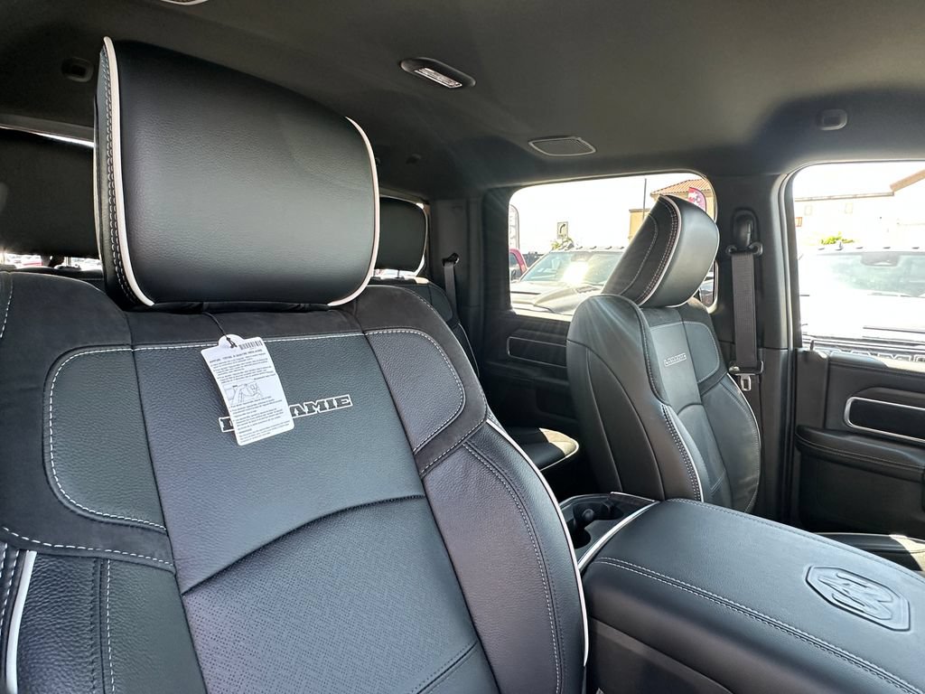 New 2026 RAM 2500 Laramie w/ Night Edition AWD/4WD image 14