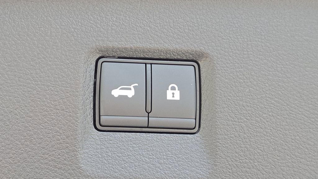 Certified 2025 INFINITI QX60 Luxe AWD/4WD image 21