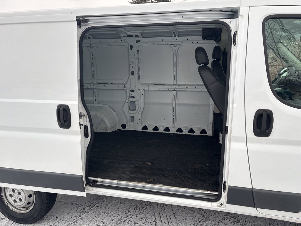 Used 2017 RAM ProMaster 1500 image 11
