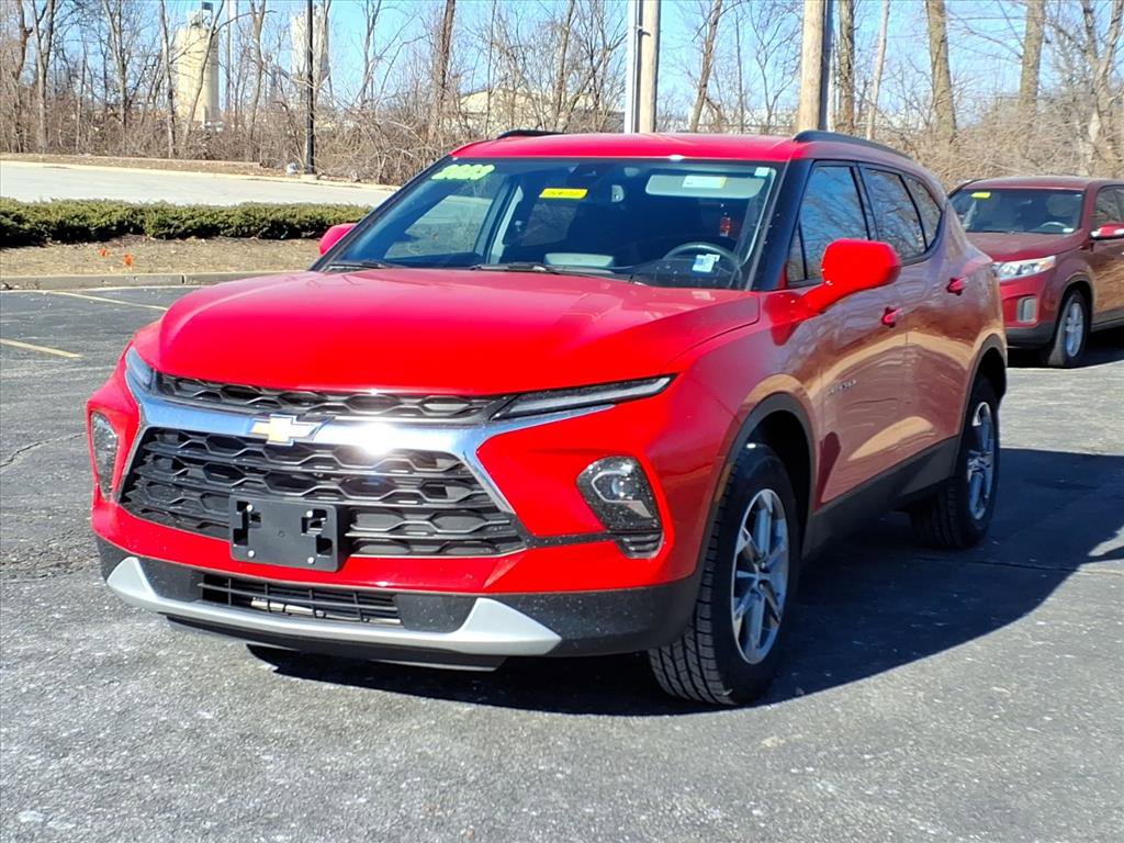 Used 2023 Chevrolet Blazer LT w/ Convenience Package image 2
