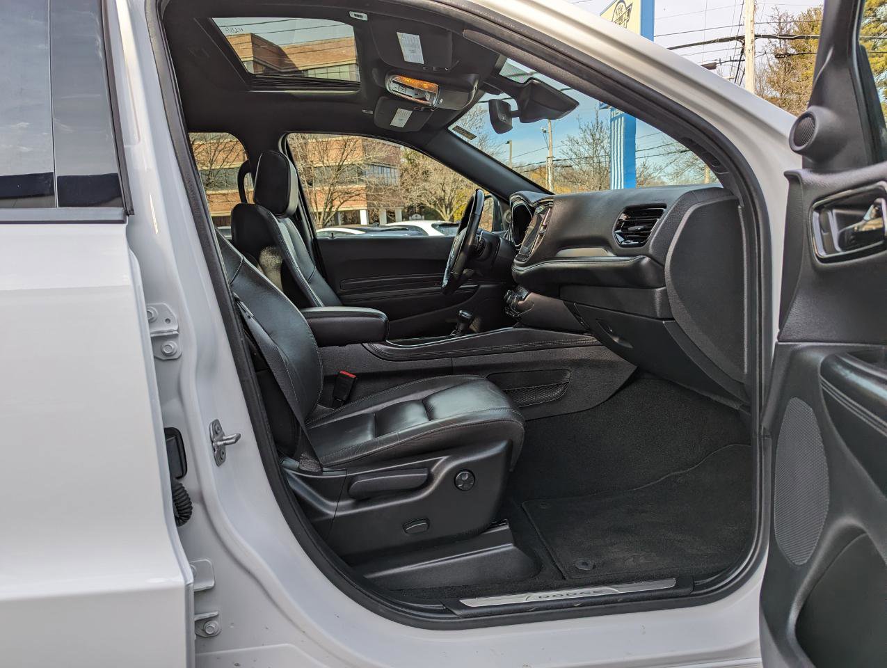 Used 2022 Dodge Durango GT image 30