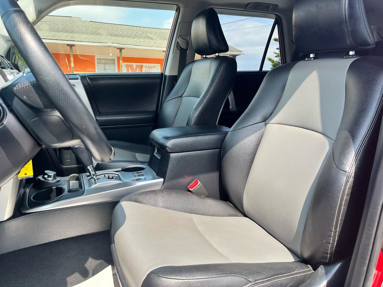 Used 2014 Toyota 4Runner SR5 Premium AWD/4WD image 12